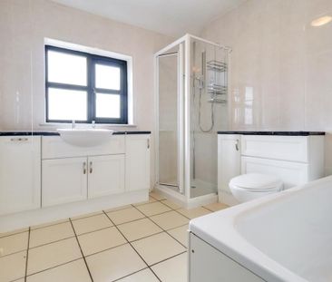 2 bedroom terraced house to rent - Photo 2