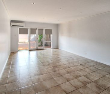 Easy Style for Easy Living - Photo 6