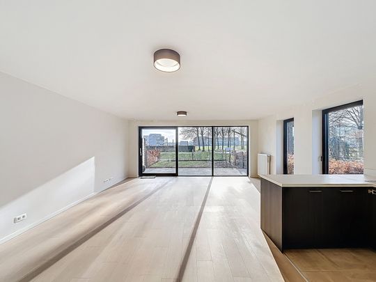 Appartement te huur - Photo 1