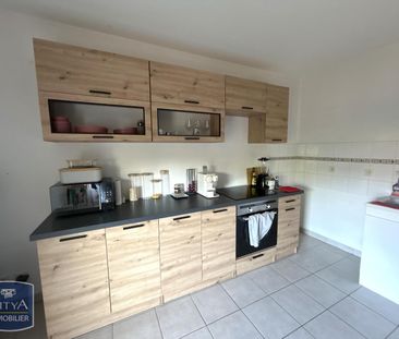 Location Appartement 3 pièces 76m² BOURG DE PEAGE 26300 - Photo 4