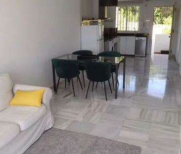 Alquiler de piso en Calle Aries, 26 - Photo 5