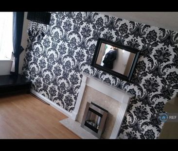 2 bedroom semi-detached house to rent - Photo 3