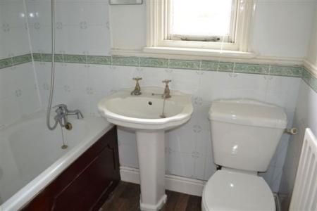 Cricks Retreat, Great Glen, Leicestershire - Photo 4