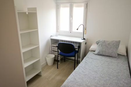 Calle Rosa, Getafe, Community of Madrid 28903 - Foto 4