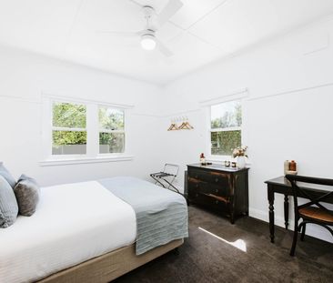 FULLY FURNISHED LIFESTYLE RETREAT READY TO MOVE IN - Photo 6