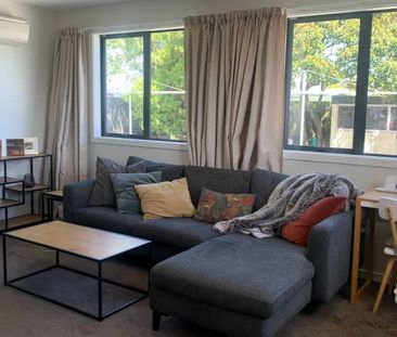 LINWOOD - MODERN 2 BEDROOM UNIT, CARPORT, HEAT PUMP - Photo 4