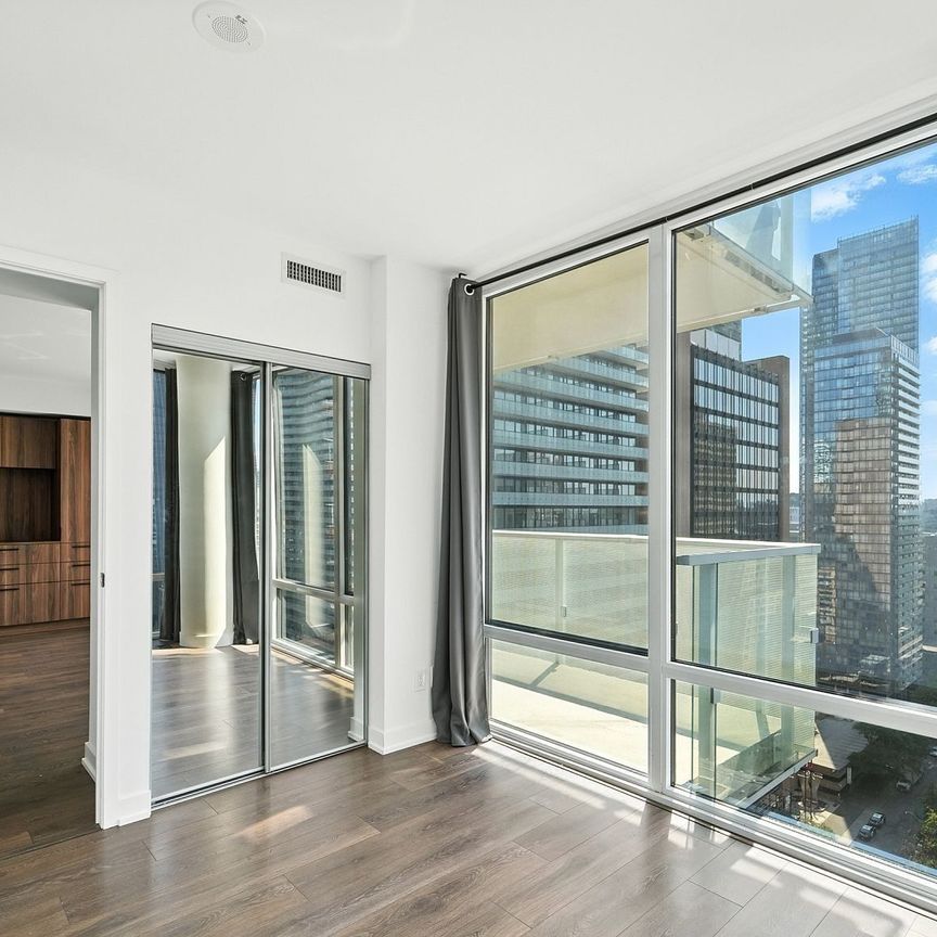 For Lease - 501 Yonge Street Unit# 1802, Toronto, Ontario - Photo 1