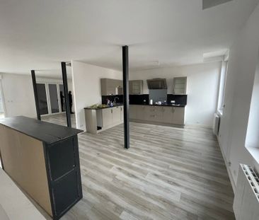 Location Maison 5 pièces 111 m2 à Saint-Quentin - Photo 3