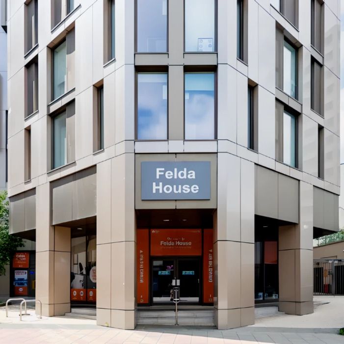 Bronze Studio - Photo 1