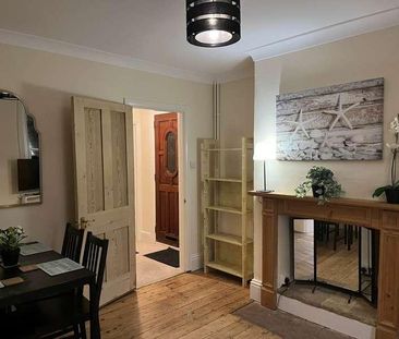 Springfield Road, Guildford, Surrey, GU1 - Photo 5