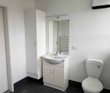 Spacious 3-Bedroom Family Home for Rent in Riversdale - Photo 3