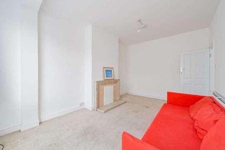 Stirling Road, Wood Green, N22 - Photo 3