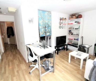 Kimber House, SO14 - Photo 2