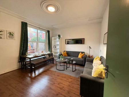 Aberdeen Walk (Room 5), Armley, Leeds - Photo 4