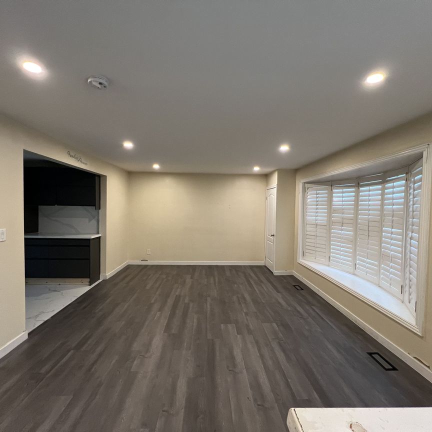 For Lease - 1560 Evangeline Drive, Oshawa, Ontario - Photo 1