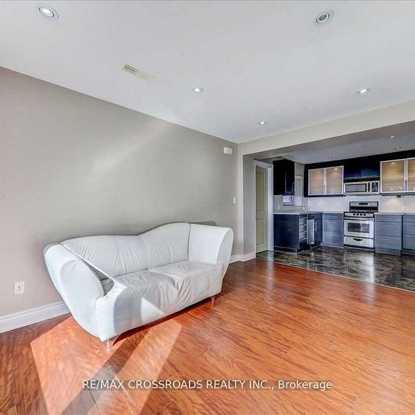 For Lease - 9 Redland Crescent Unit# Lower U, Toronto, Ontario - Photo 1