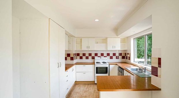 Fresh, Bright & Ready to Move In! - Photo 1