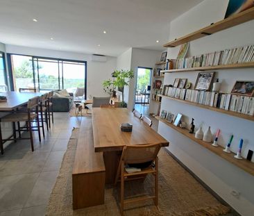 Location Maison 6 pièces 145m² NIMES 30000 - Photo 3