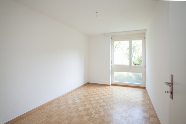 Grosszügige 4.5 Zimmer-Wohnung in Bottmingen zu vermieten! - Photo 1