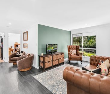 Renovated Residence in Tranquil, Tropical Surrounds - Photo 4