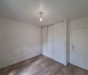 Location Appartement 2 pièces 48m² POISSY 78300 - Photo 2