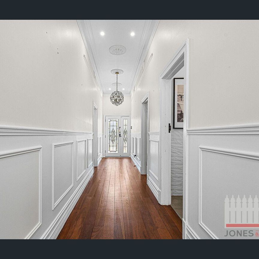 Elegant Character Home in the Heart of Mount Lawley - 63 Second Ave - Photo 1