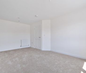 4 bedroom detached house to rent - Photo 5