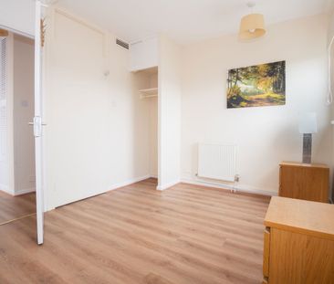 Ludovick Walk, London, SW15 - Photo 6