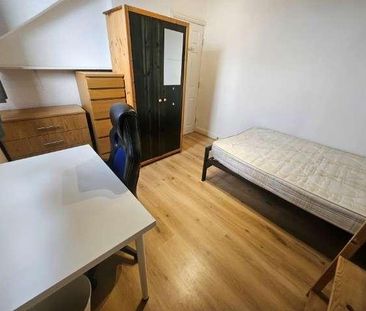 Brudenell Avenue, Hyde Park, Leeds, LS6 - Photo 5