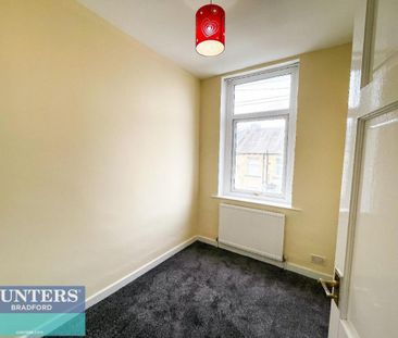 Daisy Street, Great Horton, Bradford, West Yorkshire, BD7 3PL - Photo 3