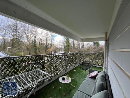 Location Appartement 4 pièces 86m² MEYLAN 38240 - Photo 2