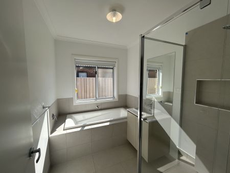 Brand New Build In A Quiet Established Estate - Photo 2