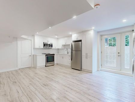 For Lease - BSMT 2290 Canonridge Circle, Oakville, Ontario - Photo 4