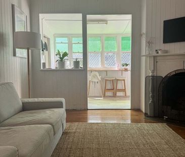 An Absolute Gem!! - Photo 2