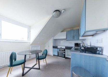 Fortess Road, London - Photo 4