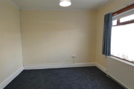2 bedroom bungalow to rent - Photo 3