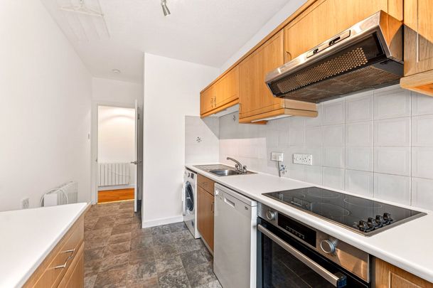 Flat 6, 4 Arran Place - Photo 1
