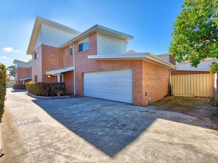 2/175 Kings Road, 2305, New Lambton Nsw - Photo 2