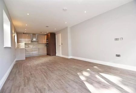 3 bedroom apartment to rent - Photo 5