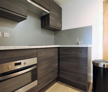 The Bruce Building, Newcastle Upon Tyne - Photo 2