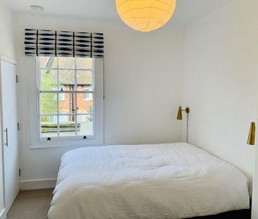 2 Bed Terraced House, Fitzneal Street, W12 - Photo 4