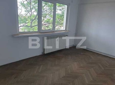 Apartament 3 camere, 75mp - Photo 3