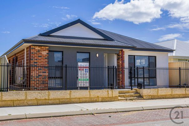 Lovely Low Maintenance Home - Photo 1