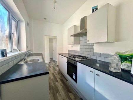 Wharton Street, South Shields, South Tyneside, NE33 - Photo 5