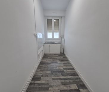 Location Appartement 2 pièces 53m² DENAIN 59220 - Photo 2