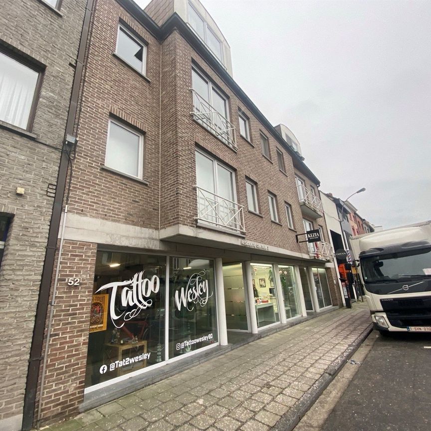 Appartement in het centrum van Aalst - Photo 1
