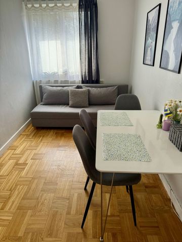 1.5:a KÖPING, Sveavägen 5 B, 1102 - Photo 2