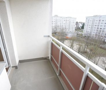 Balkon / Aufzug / Zentrale Lage - Photo 3