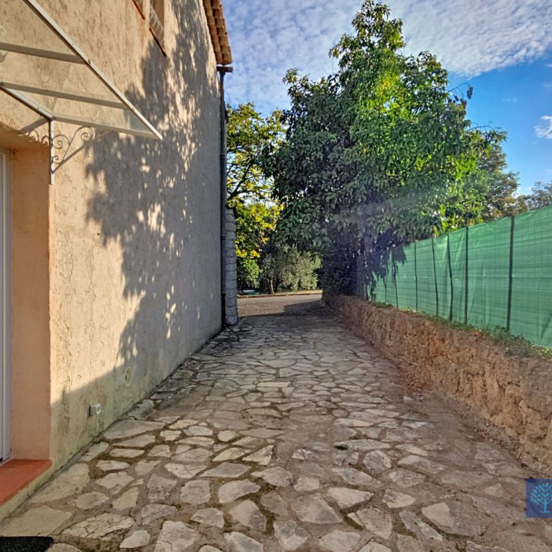 Appartement Saint Laurent Du Var proche centre-ville - Photo 1