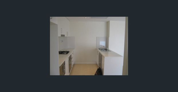 NEAR NEW LUXURY APARTMENT - WALK TO LOCAL TRAIN AND NEARBY CHATSWOOD CBD - Photo 1